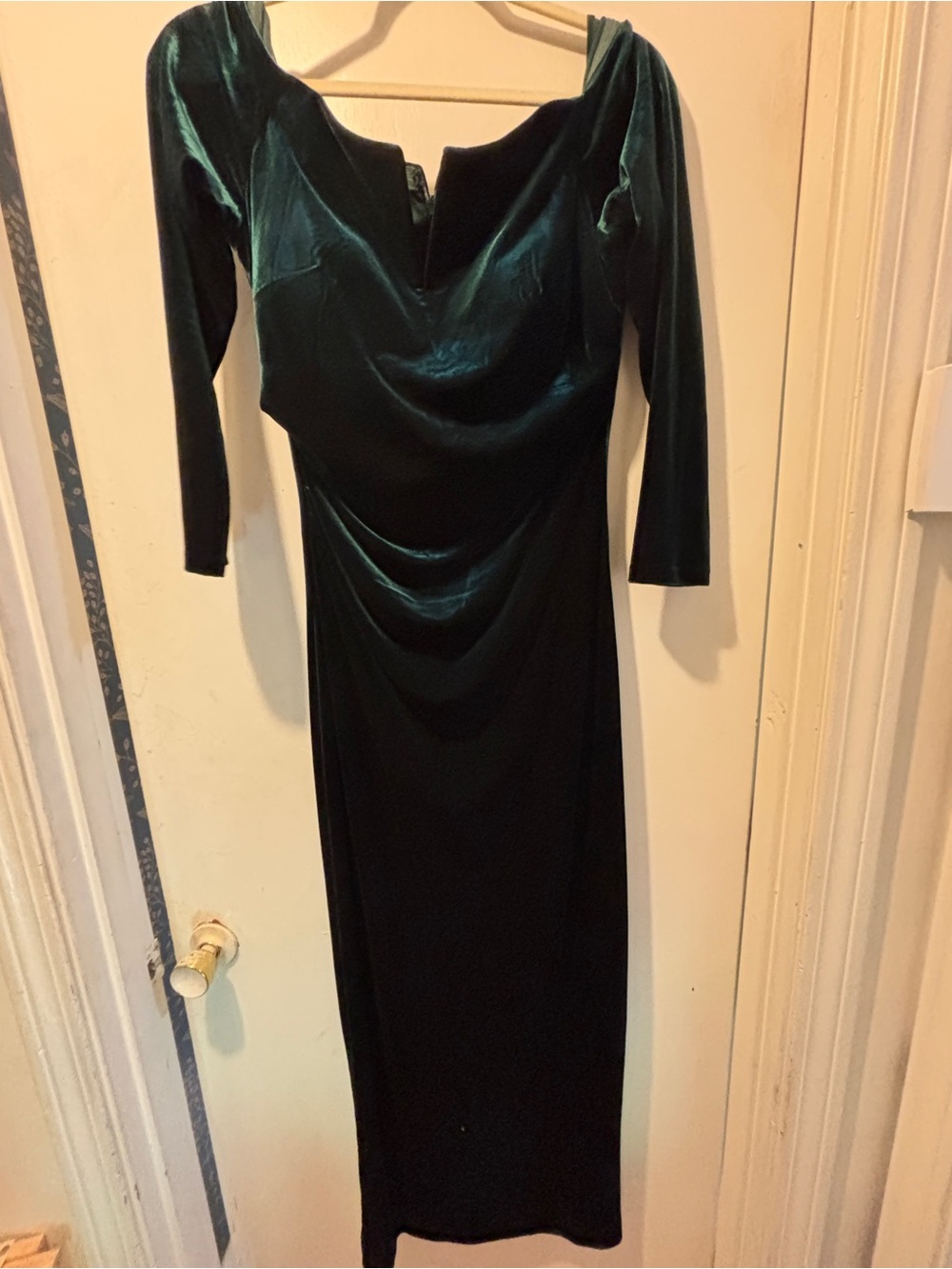 XOXO Emerald Green Velvet Long Sleeve Maxi Dress